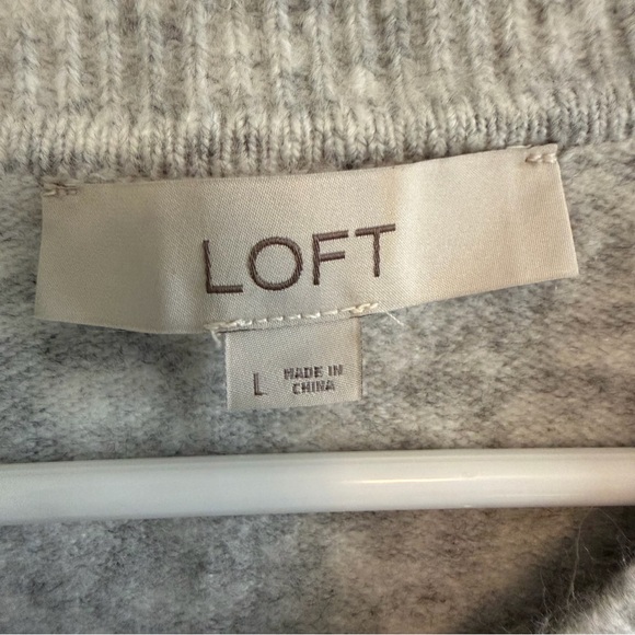 LOFT Light Gray Pullover Sweater - Picture 4 of 5